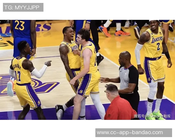 霍里：雷迪克若不进西决将离队湖人需寻找具导师型的教练