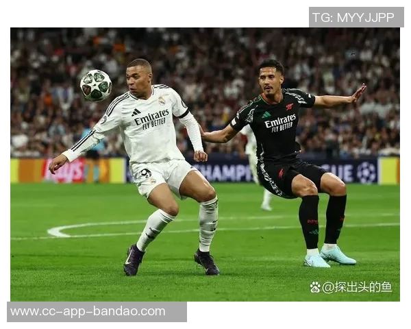 姆巴佩加盟皇马后国内四冠全被巴萨夺走但国际赛场收获两冠荣耀